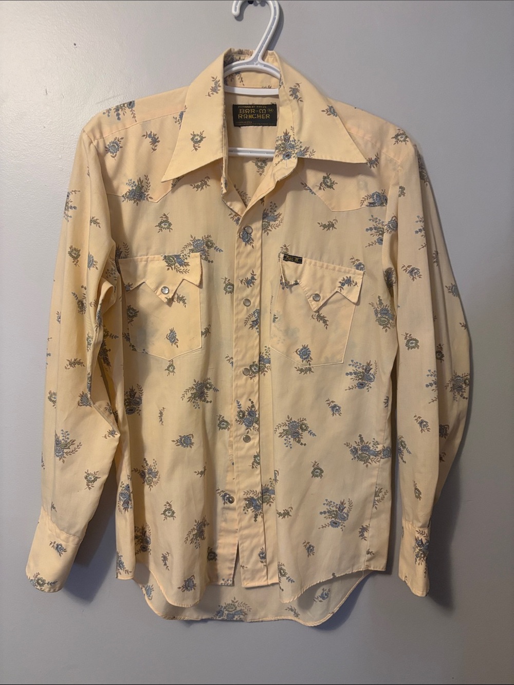 bar-m rancher pale yellow floral western button down